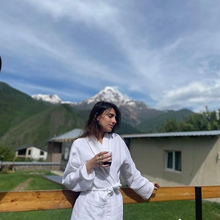Guest House Elguja Qushashvili Kazbegi Kültér fotó